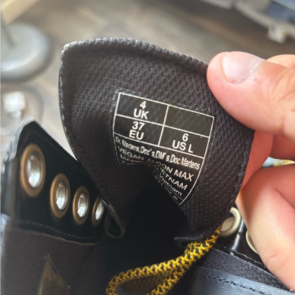 Dr Martens Vegan Jadon Max Combat Platform Boots Black Size 6 NEW - Picture 9 of 10